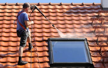 roof cleaning North Heath